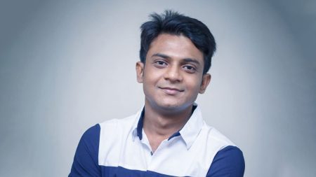 মাঝরাতে ফেসবুকে স্ট্যাটাস দিয়ে গণঅধিকার পরিষদ ছাড়লেন ঝিনাইদহের প্রচার সম্পাদক