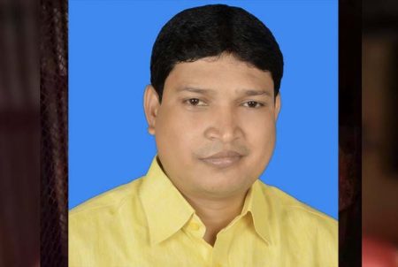 মিনিবাস মালিক সমিতির সাধারণ সম্পাদক রিয়াদের পদত্যাগ