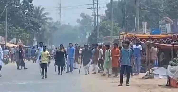 ঈদের দিন দেশজুড়ে সংঘর্ষ, আহত ১০৬ ঈদের দিন দেশজুড়ে সংঘর্ষ, আহত ১০৬