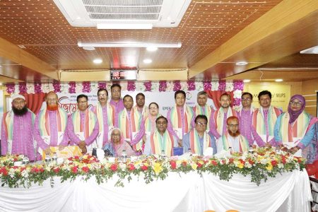 আধুনিক চিকিৎসা বিজ্ঞানের ইতিহাসে জিয়াউর রহমান বড় অবদান রয়েছে : যমেক শিক্ষক সমিতির অভিষেক অনুষ্ঠানে নার্গিস বেগম