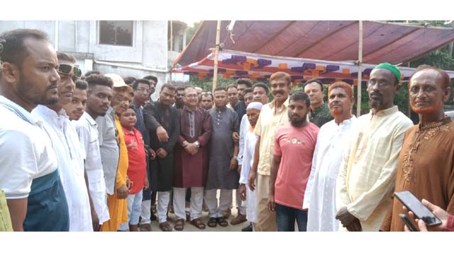 শার্শায় সাবেক এমপি তৃপ্তির ঈদের শুভেচ্ছা বিনিময়