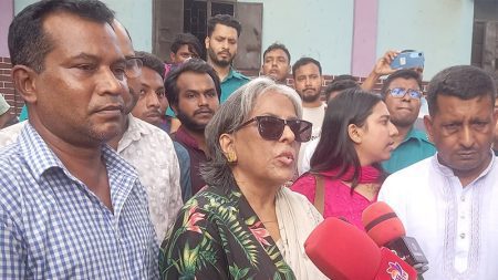 জুলাই শহীদদের সনদ সম্ভাব্য, যোদ্ধাদের সনদ একটু কঠিন: উপদেষ্টা শারমীন