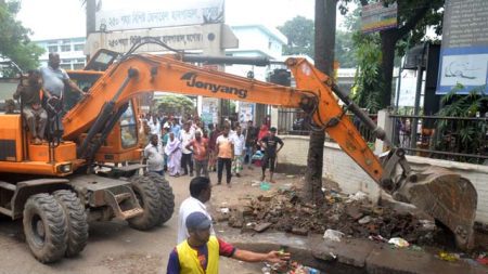 ভৈরব নদের পাড়ের দোকান উচ্ছেদ