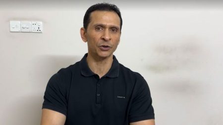 দেশ ছাড়ার সময় বিমানবন্দরে আটকে দেওয়া হলো সোহেল তাজকে