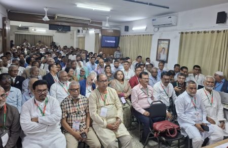 খুলনা বিভাগের শতাধিক মনোনয়ন প্রত্যাশীর ঢাকায় ডেকে কড়া বার্তা