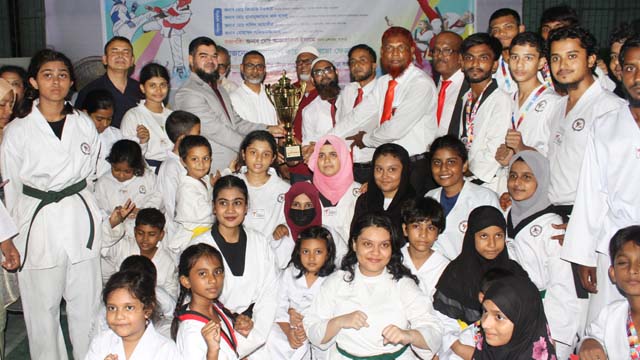 খুলনা বিভাগীয় তায়কোয়ানডোর সেরা স্বাগতিক যশোর