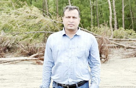 পাউবোর বহু অপকর্মের হোতা মহাসিন পাউবোর বহু অপকর্মের হোতা মহাসিন