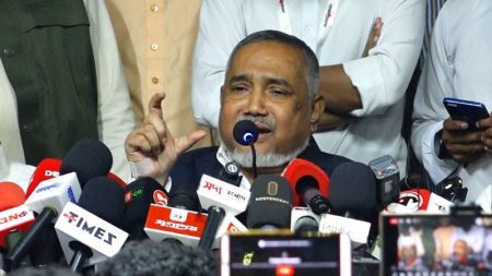 প্রধান উপদেষ্টার সঙ্গে বৈঠকে তত্ত্বাবধায়ক সরকারের দাবি তোলেনি জামায়াত