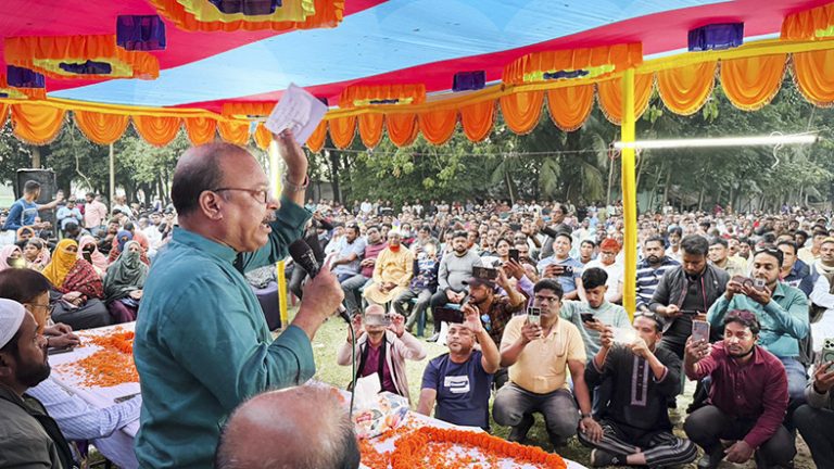 কর্মসংস্থান ও মাদকমুক্ত শার্শা গড়ার প্রত্যয় মফিকুল হাসান তৃপ্তির কর্মসংস্থান ও মাদকমুক্ত শার্শা গড়ার প্রত্যয় মফিকুল হাসান তৃপ্তির