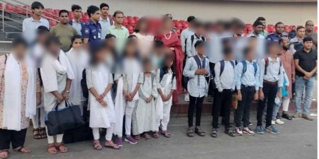 ‘ভারতে পাচার হওয়া’ ৩০ শিশু-কিশোর দেশে ফিরেছে