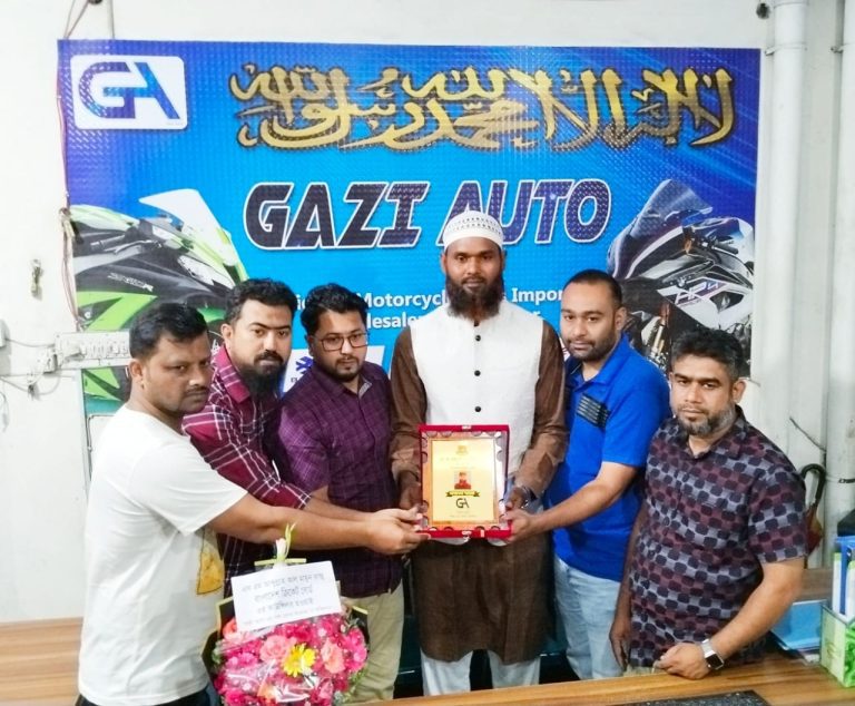 বিসিবি’র জেলা কাউন্সিলর রাজুকে সংবর্ধনা প্রদান