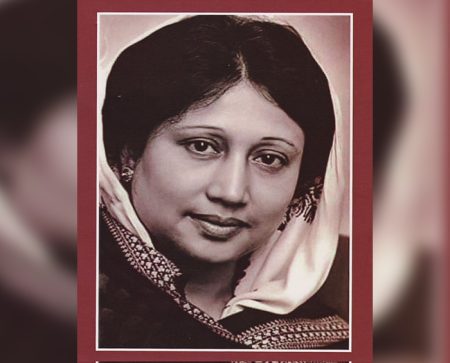 `খালেদা জিয়ার শারীরিক অবস্থা নিয়ে গুজবে কান দেবেন না’ `খালেদা জিয়ার শারীরিক অবস্থা নিয়ে গুজবে কান দেবেন না'