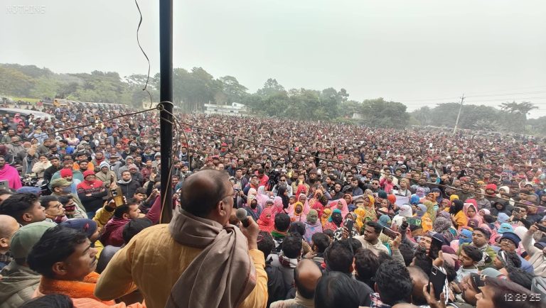 যশোর-১ আসনে তৃপ্তির মনোনয়ন ফেরানোর দাবিতে কান্না, ক্ষোভ ও জনতার আবেগের বিস্ফোরণ