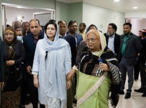 শাশুড়ির যত্নে, রাজনীতির মঞ্চে আলোচনায় জুবাইদা