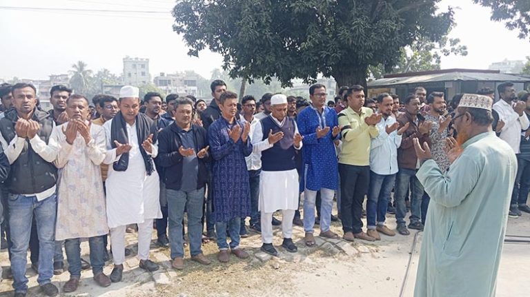 যশোরে নানা কর্মসূচিতে শহীদ ছাত্রনেতা পলাশের ১২তম হত্যাবার্ষিকী পালন