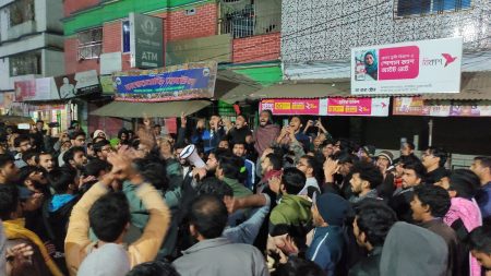 ওসমান হাদিকে হত্যার প্রতিবাদে উত্তাল যবিপ্রবি ক্যাম্পাস ওসমান হাদিকে হত্যার প্রতিবাদে উত্তাল যবিপ্রবি ক্যাম্পাস