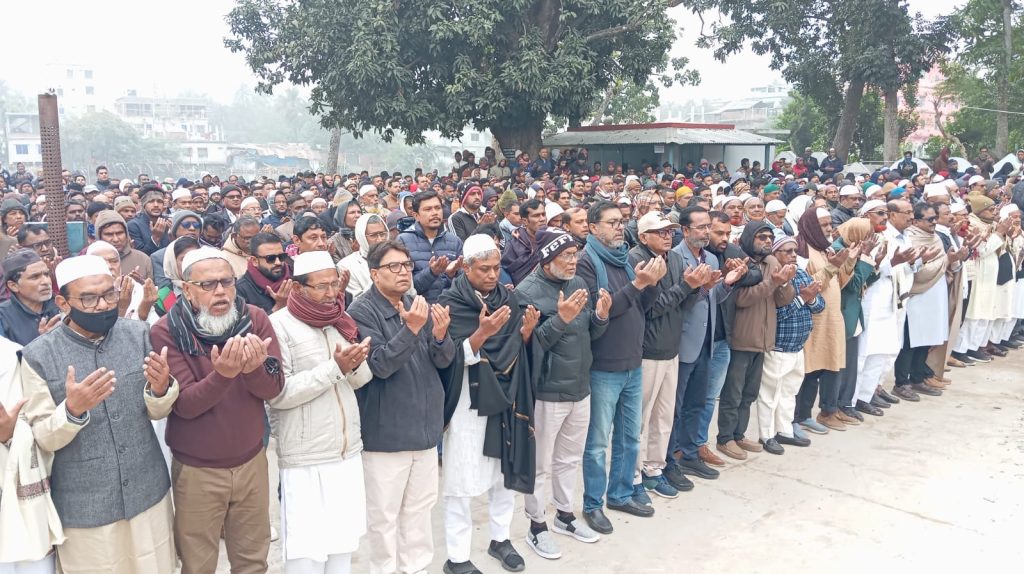 যশোর-৩ আসনে বিএনপি প্রার্থী অনিন্দ্য ইসলাম অমিতের মনোনয়নপত্র জমা