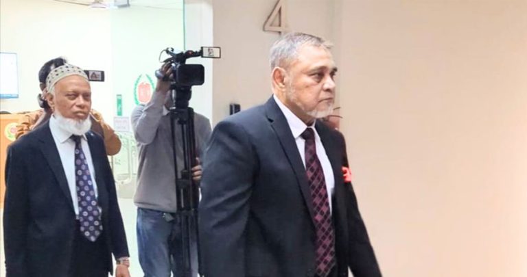 রাষ্ট্রপতির সঙ্গে সাক্ষাৎ করতে বঙ্গভবনে সিইসি