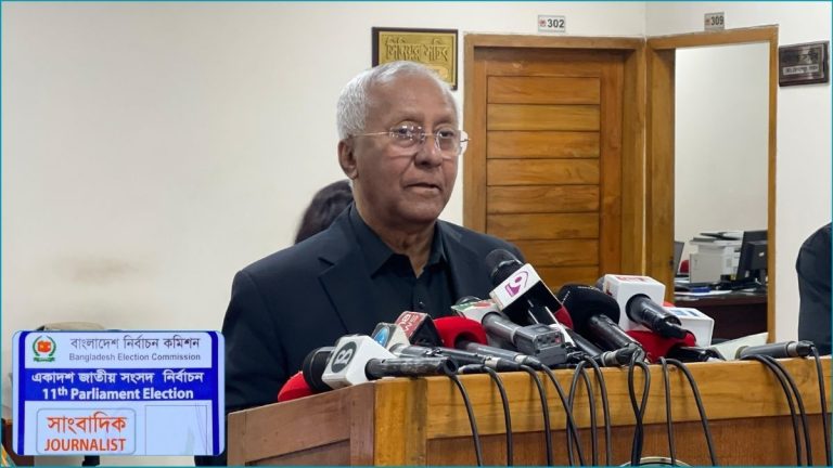 নির্বাচনে সাংবাদিকদের ইসির কার্ড মিলবে আগের মতোই ম্যানুয়াল পদ্ধতিতে