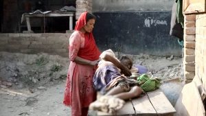 অন্ধকার ঘরে নীরব কান্না : মানবিক সহায়তার অপেক্ষায় অসহায় পরিবার