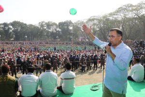 নারী, কৃষক ও তরুণ—এই তিন শক্তিতেই বাংলাদেশ গড়ার ঘোষণা তারেক রহমানের নারী, কৃষক ও তরুণ—এই তিন শক্তিতেই বাংলাদেশ গড়ার ঘোষণা তারেক রহমানের