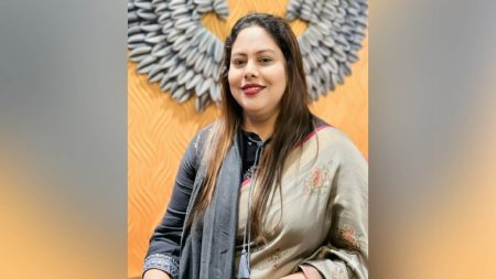 যশোরে যুব মহিলা লীগ নেত্রী মাহমুদা খাতুনের বিরুদ্ধে মামলা, কারাগারে প্রেরণ