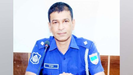 যশোর কোতোয়ালি থানার ওসি ফারুককে প্রত্যাহার, নতুন ওসি মাসুম খান