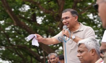 মা-বোনদের রান্নার কষ্ট লাঘবে এলপিজি কার্ড চালুর ঘোষণা, কৃষি ও গ্রামীণ উন্নয়নে নতুন দিগন্তের প্রতিশ্রুতি। যশোরের শার্শায় উলাশী-যদুনাথপুর খাল পুনঃখনন কর্মসূচির উদ্বোধনী অনুষ্ঠানে উন্নয়ন ও জনকল্যাণে একগুচ্ছ পরিকল্পনা তুলে ধরলেন প্রধানমন্ত্রী তারেক রহমান।
