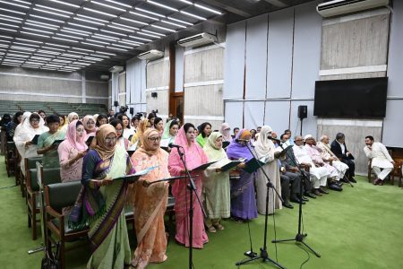 শপথ নিলেন সংরক্ষিত আসনের ৪৯ সংসদ সদস্য শপথ নিলেন সংরক্ষিত আসনের ৪৯ সংসদ সদস্য