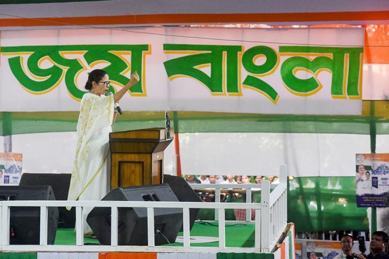 সূর্যাস্তের পরে জিতবেন, ওয়েট অ্যান্ড সি : মমতা