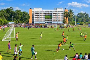 ফুটবলের মাঠেই স্বপ্নের পাঠশালা