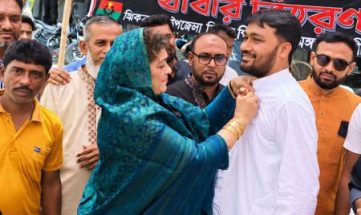 ঝিকরগাছার অঘোষিত যুবরাজ ‘ভাবির দেবর’ ঝিকরগাছার অঘোষিত যুবরাজ ‘ভাবির দেবর’