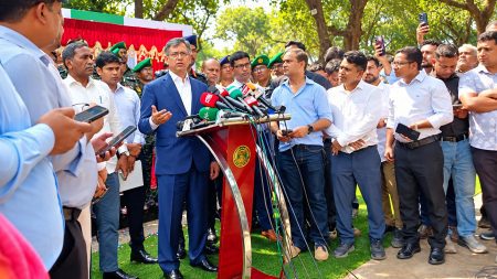 ‘ক্লিন হার্ট’ নিয়ে সরকারের সিদ্ধান্ত স্পষ্ট করলেন স্বরাষ্ট্রমন্ত্রী